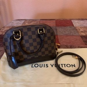 Authentic Louis Vuitton Alma BB in Damier Ebene